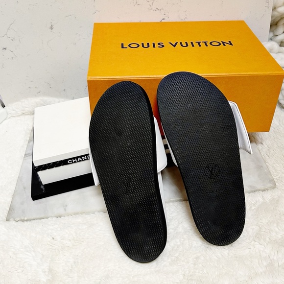 TRADED ✖️ - Picture 9 of 12